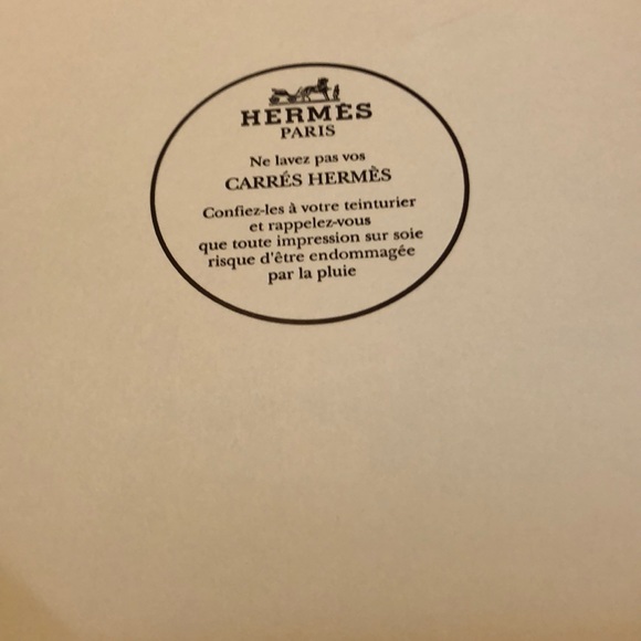 Fabulous Hermès scarf. Bought in Paris. - Picture 9 of 9